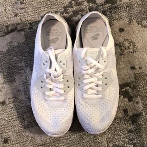 White Nike Air Max Thea’s - New, worn only inside.